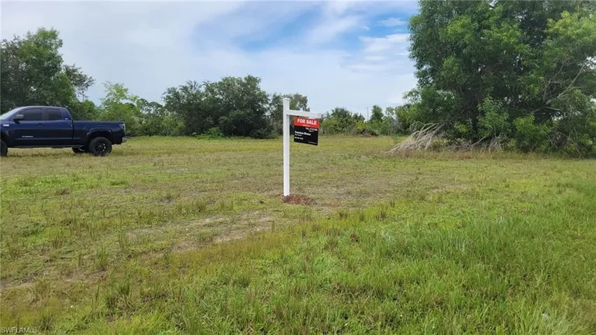 3937 Nw 46th Ln, Cape Coral, Florida 33993