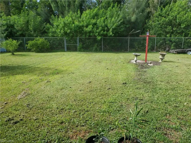 1812 Sw 32nd St, Cape Coral Fl 33914