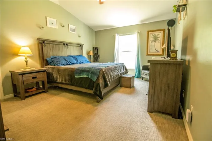 1812 Sw 32nd St, Cape Coral Fl 33914