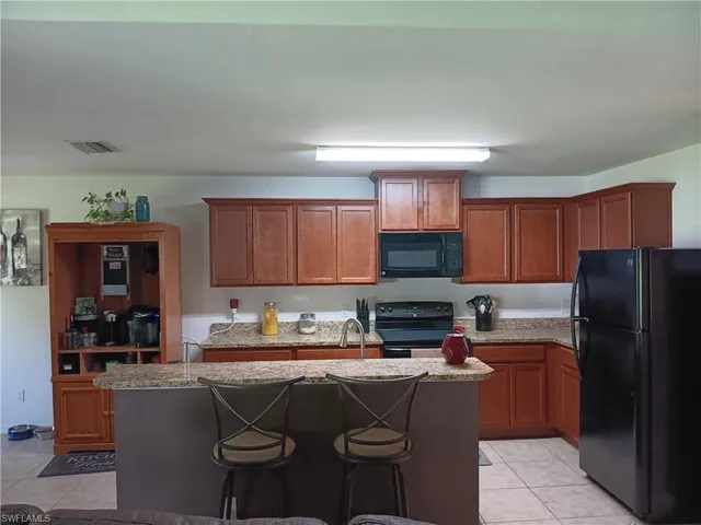 1812 Sw 32nd St, Cape Coral Fl 33914