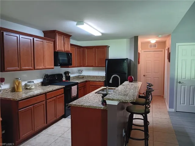 1812 Sw 32nd St, Cape Coral Fl 33914
