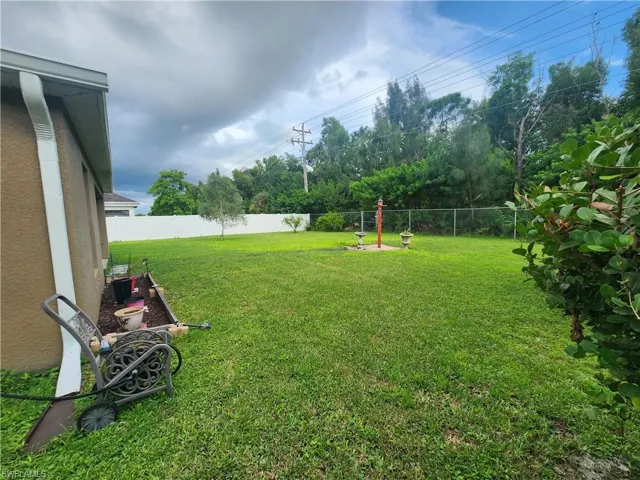 1812 Sw 32nd St, Cape Coral Fl 33914