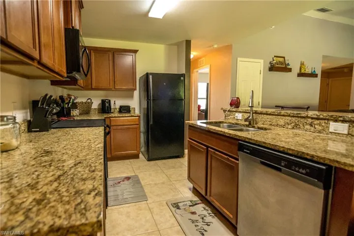 1812 Sw 32nd St, Cape Coral Fl 33914
