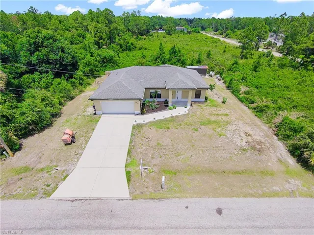 605 11th St, Lehigh Acres, Florida 33972