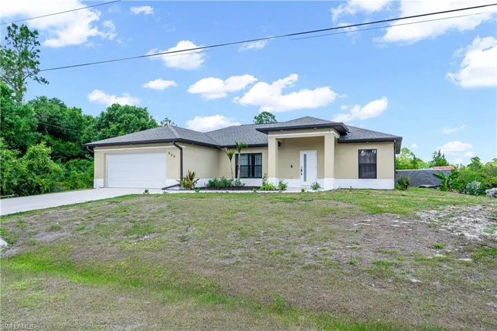 605 11th St, Lehigh Acres, Florida 33972