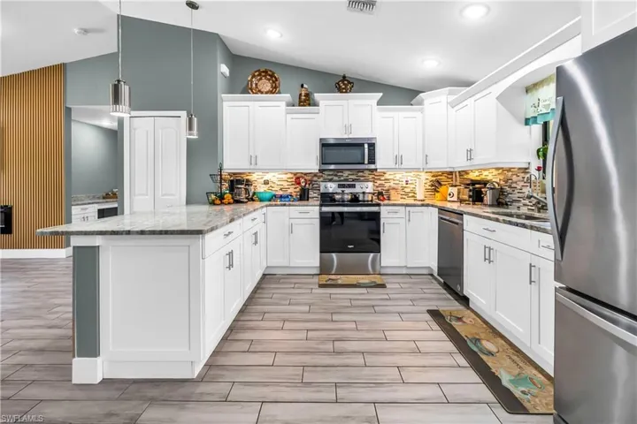 605 11th St, Lehigh Acres, Florida 33972