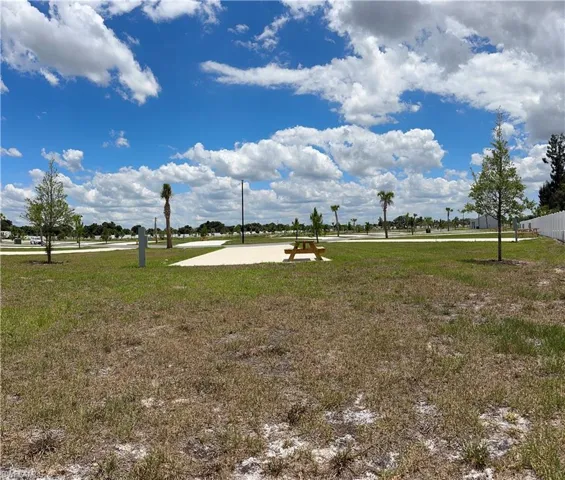 431  Horizon  RD, Punta Gorda, FL 33982