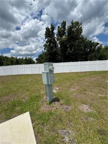 431  Horizon  RD, Punta Gorda, FL 33982