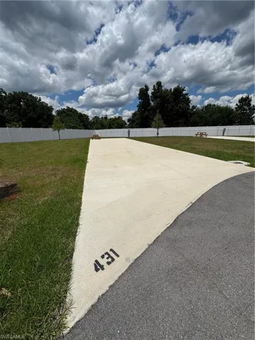 431  Horizon  RD, Punta Gorda, FL 33982