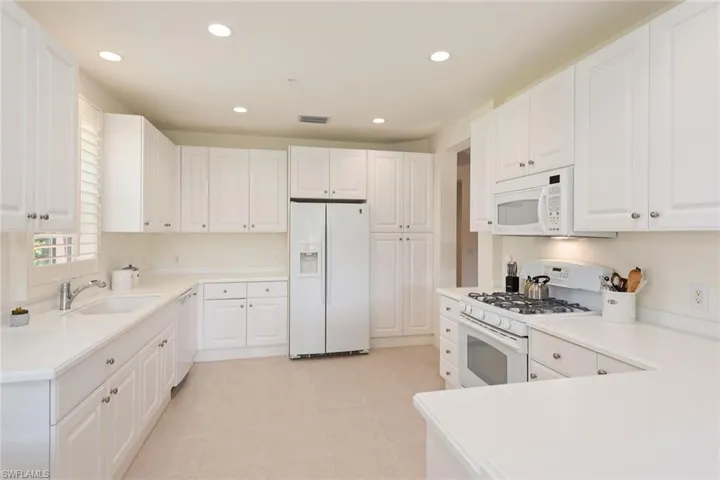 9223  Corfu  CT, Naples, FL 34114