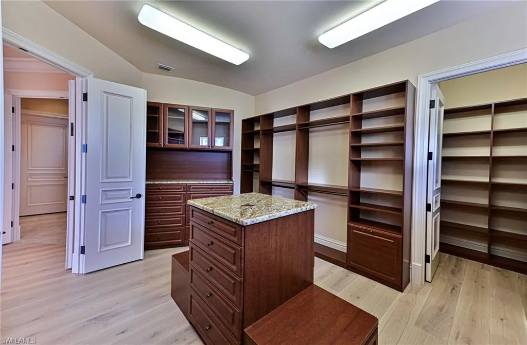 209 BAREFOOT BEACH BLVD, Bonita Springs, FL 34134,224103857