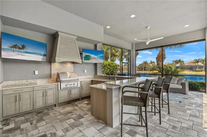 Outdoor Kitchen