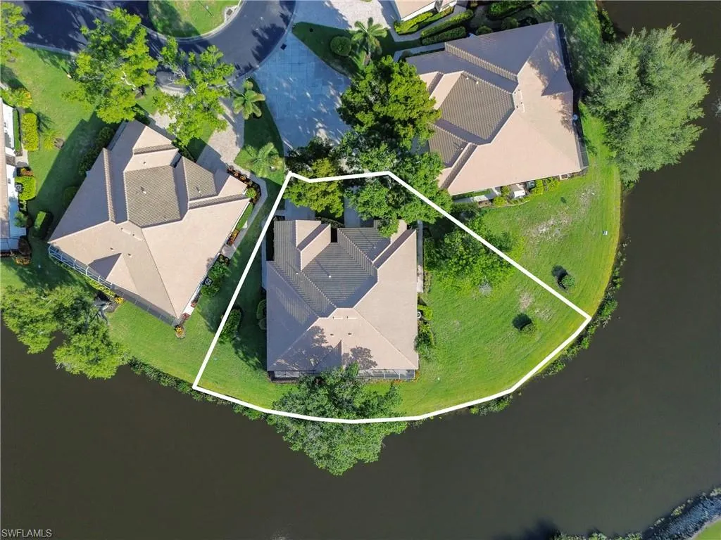 8601 Fairway Bend DR, Estero, FL 33967,225059559