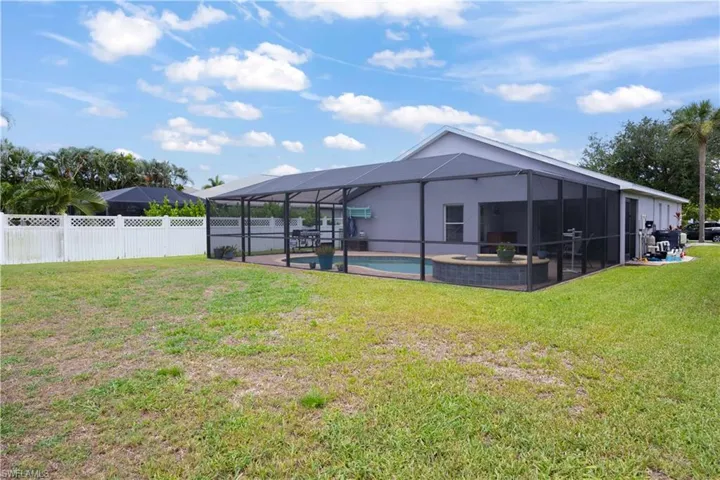 15633 Beachcomber Ave, Fort Myers, Florida 33908