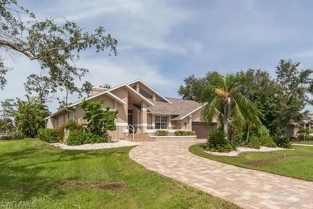 16958  Timberlakes  DR, Fort Myers, FL 33908