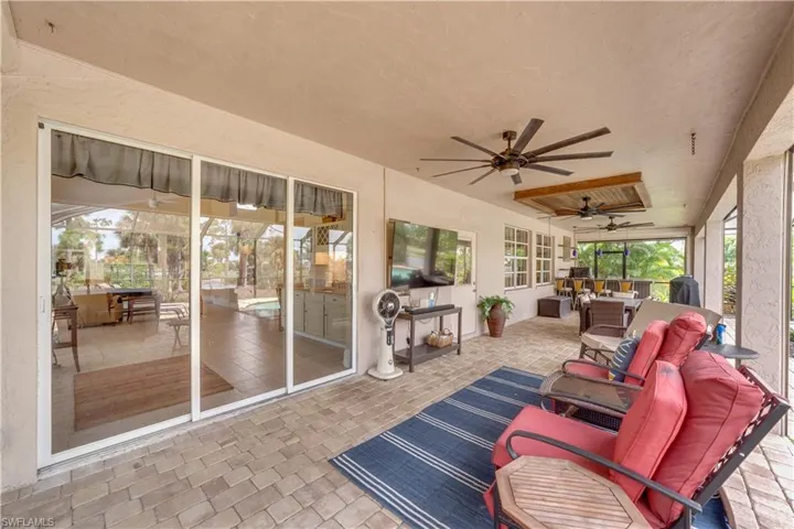 16958  Timberlakes  DR, Fort Myers, FL 33908
