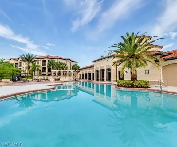 12965 Positano Cir 104, Naples, Florida 34105