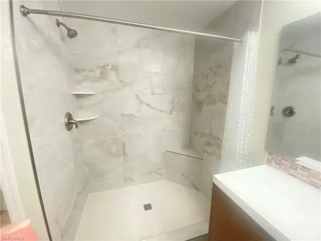 12965 Positano Cir 104, Naples, Florida 34105