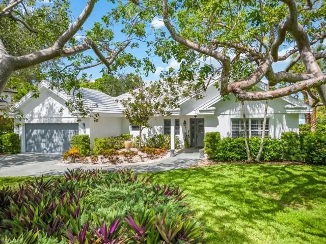 1131  Crayton  RD, Naples, FL 34102