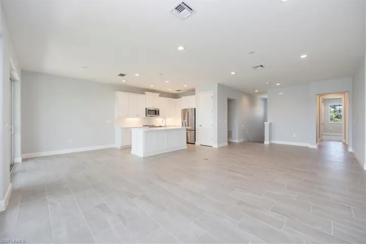 2633 Seychelles Cir 2307, Naples, Florida 34112