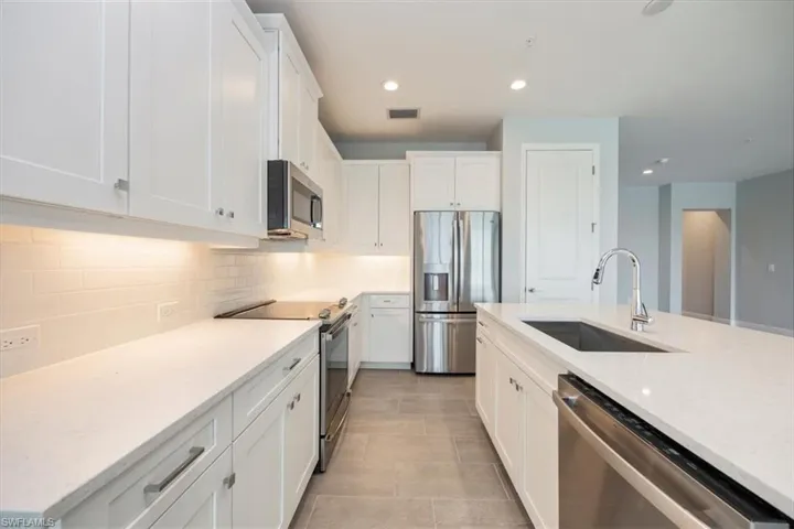 2633 Seychelles Cir 2307, Naples, Florida 34112