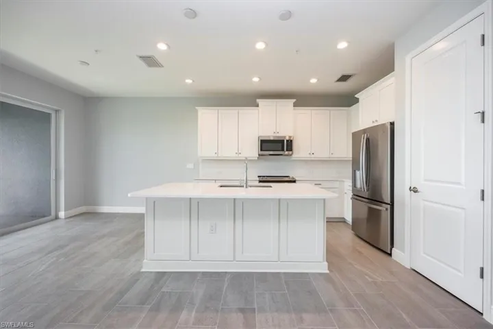 2633 Seychelles Cir 2307, Naples, Florida 34112