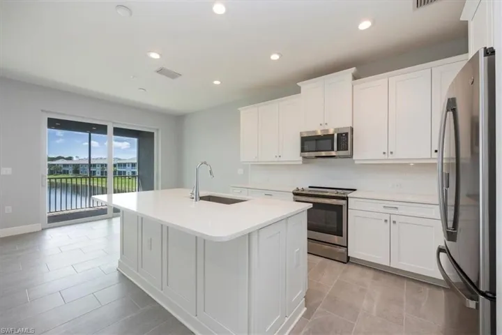2633 Seychelles Cir 2307, Naples, Florida 34112