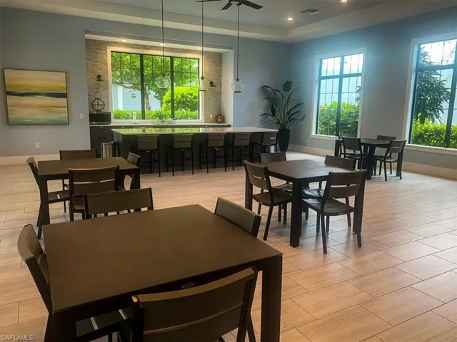 2633 Seychelles Cir 2307, Naples, Florida 34112
