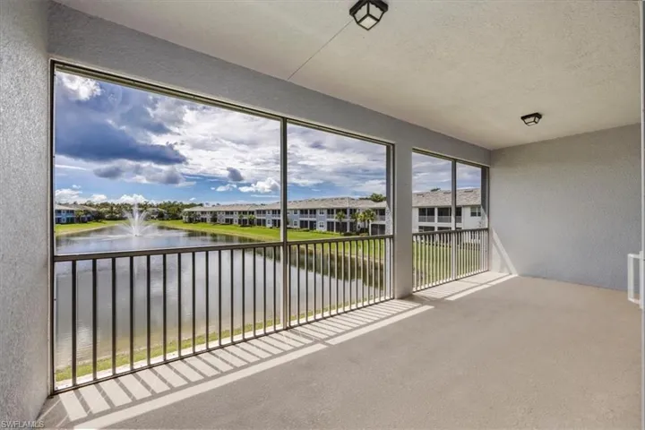 2633 Seychelles Cir 2307, Naples, Florida 34112