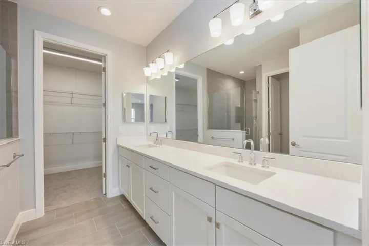 2633 Seychelles Cir 2307, Naples, Florida 34112