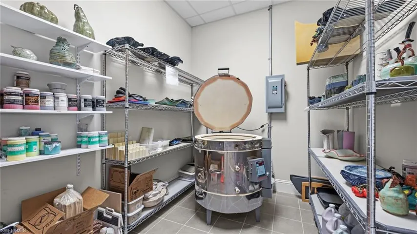 Pottery/ceramics with kiln