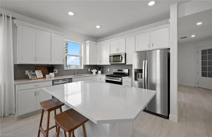 Photos are of furnished Ellenwood model. Homes may vary.