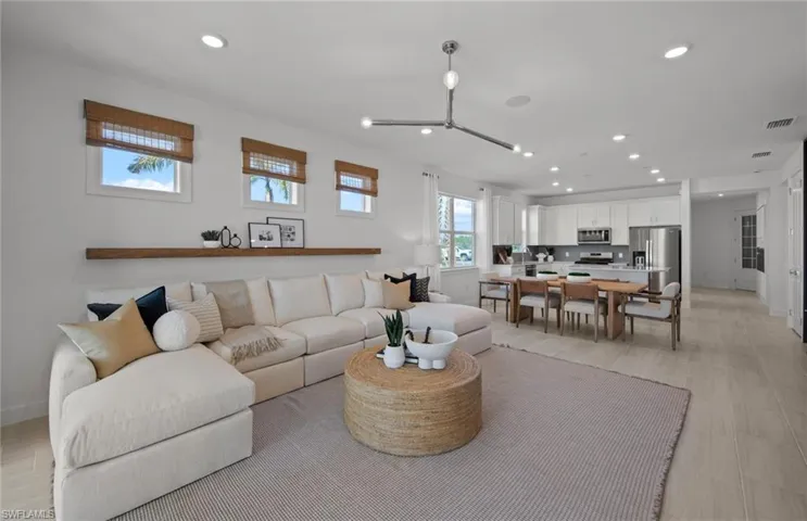 Photos are of furnished Ellenwood model. Homes may vary.