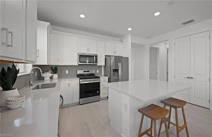 Photos are of furnished Ellenwood model. Homes may vary.