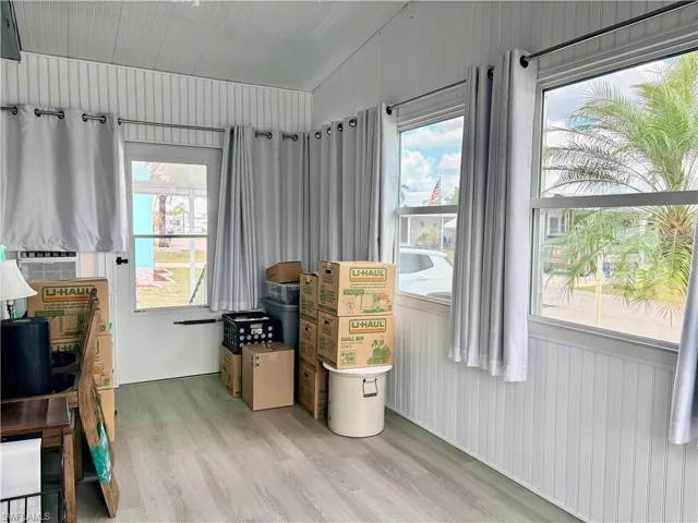 2787  Breezewood  DR, North Fort Myers, FL 33917