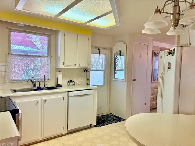 2787 Breezewood Dr, North Fort Myers, Florida 33917