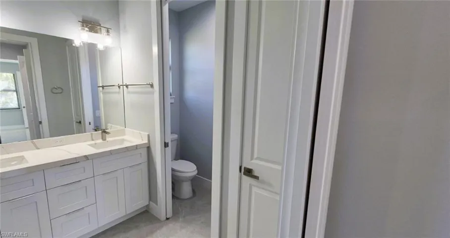 532 41st Ave Ne, Naples, Florida 34120