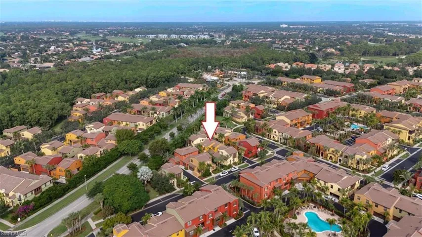9105  Yuba  LN, Naples, FL 34113