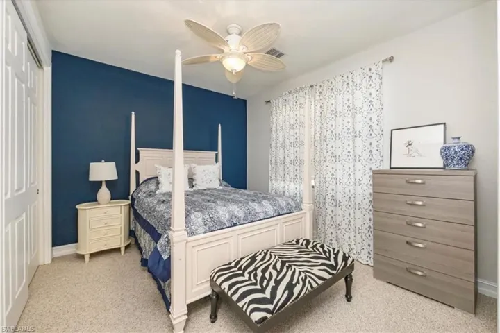9105  Yuba  LN, Naples, FL 34113