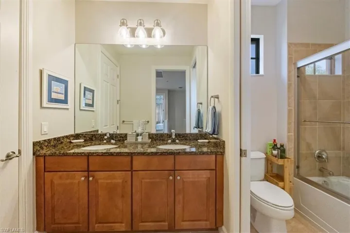 9105  Yuba  LN, Naples, FL 34113