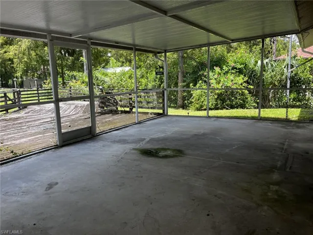 View of unfurnished lanai