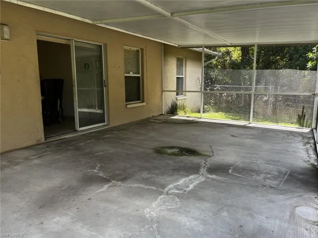 241 8th St Se, Naples Fl 34117