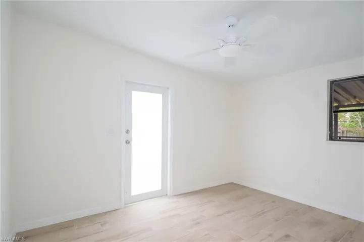 2123  Harbor  LN, Naples, FL 34104