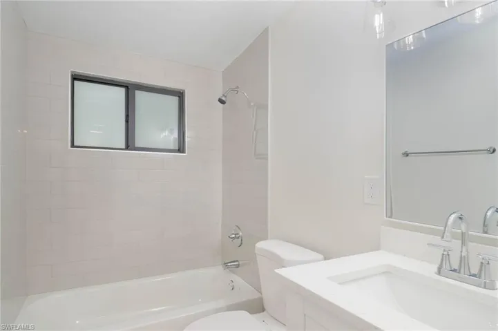 2123  Harbor  LN, Naples, FL 34104
