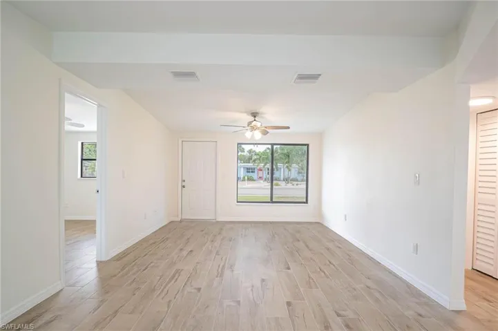 2123  Harbor  LN, Naples, FL 34104