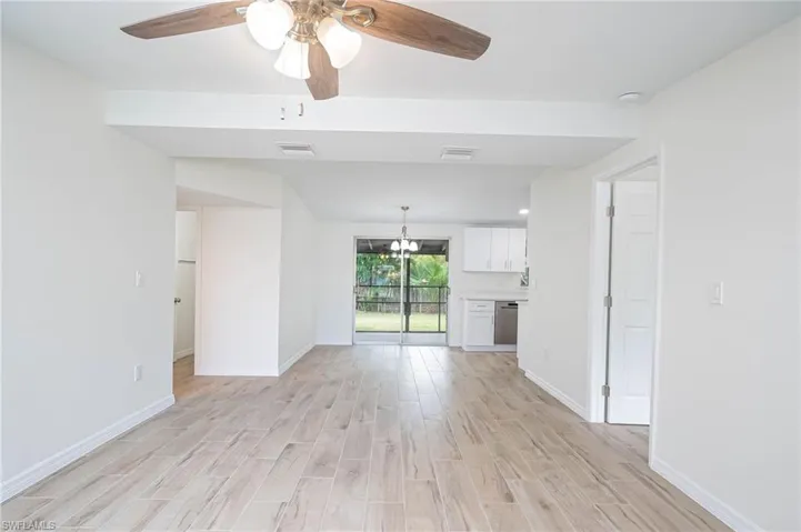 2123  Harbor  LN, Naples, FL 34104