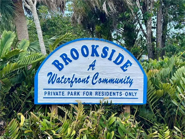 2123  Harbor  LN, Naples, FL 34104