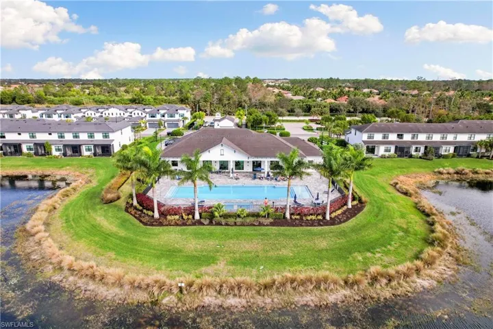 7578  Rockefeller  DR, Naples, FL 34119