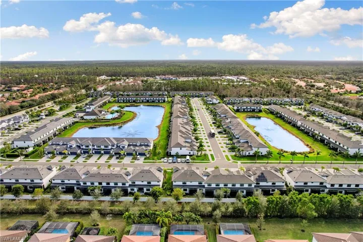 7578  Rockefeller  DR, Naples, FL 34119