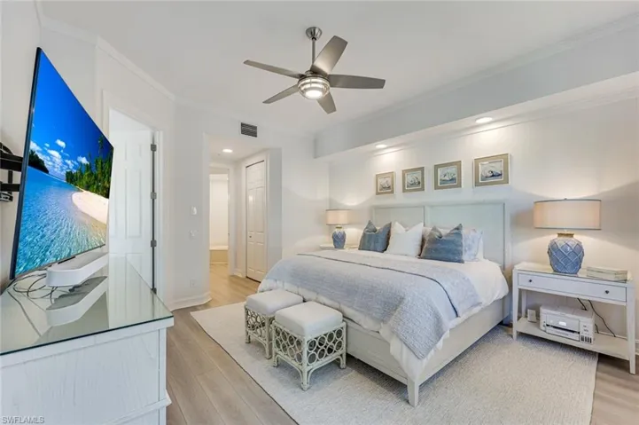 805 Bentwater Cir 104, Naples, Florida 34108